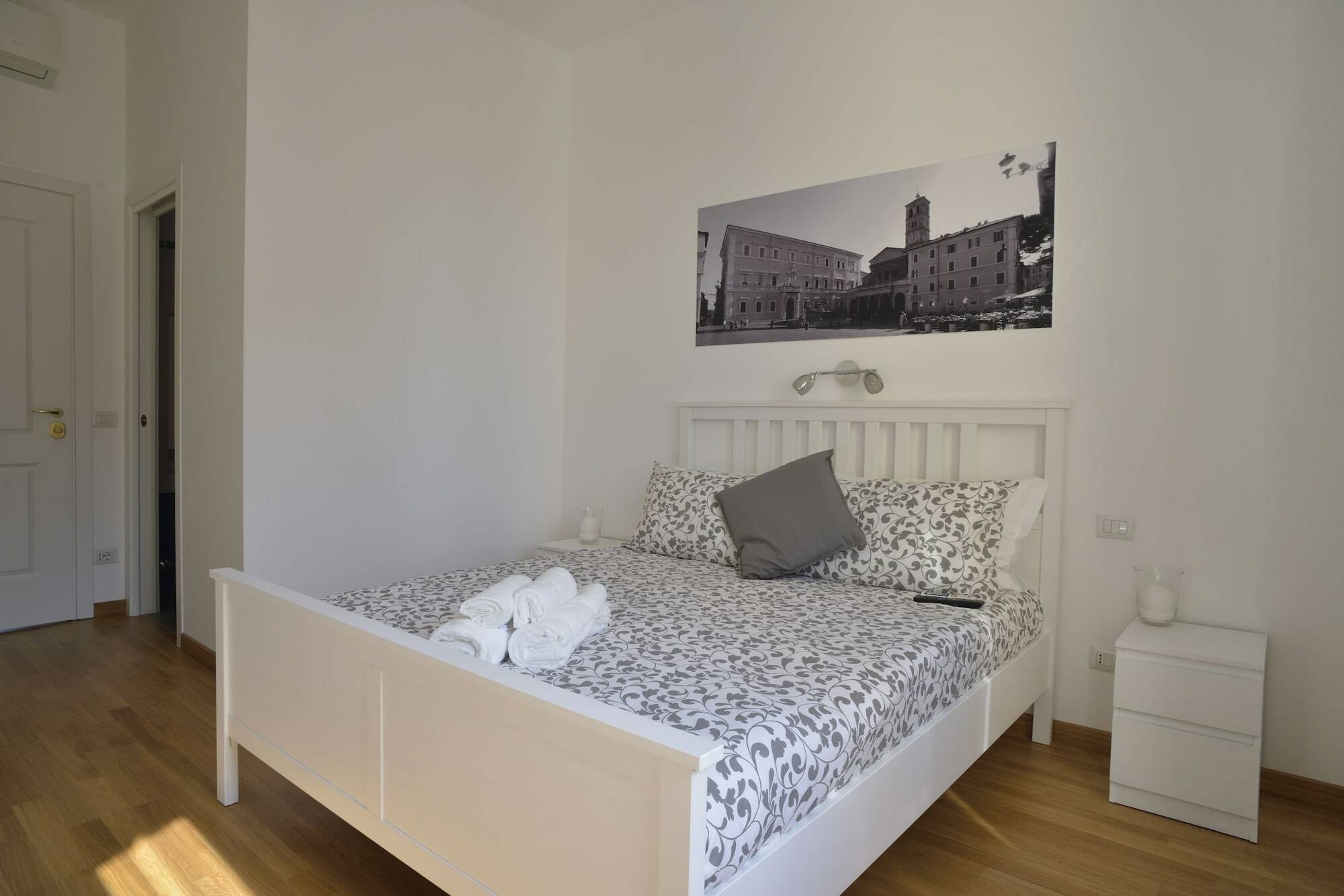 Livia B&B - Trastevere Рим Екстер'єр фото