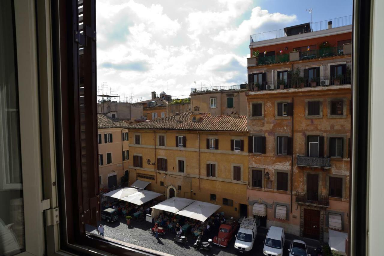 Livia B&B - Trastevere Рим Екстер'єр фото