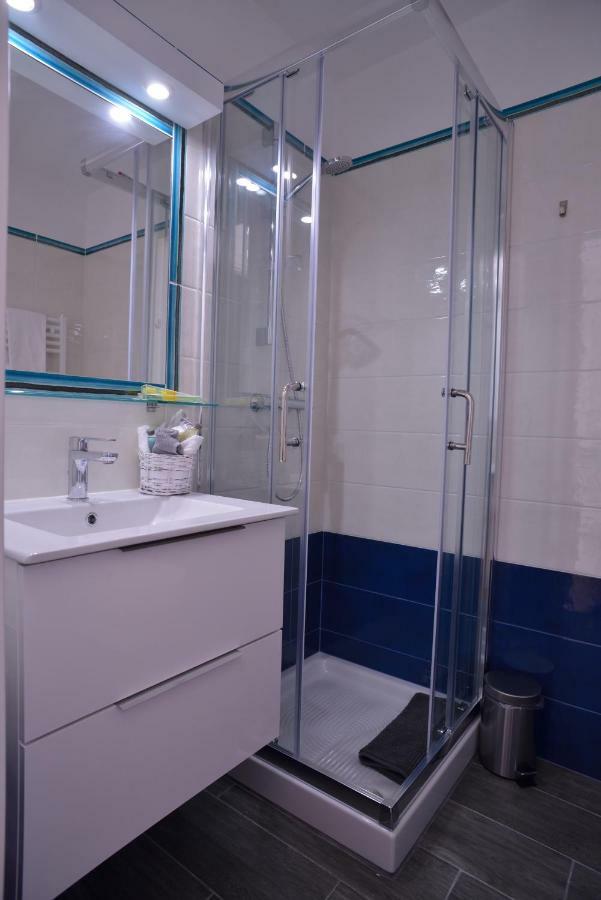Livia B&B - Trastevere Рим Екстер'єр фото